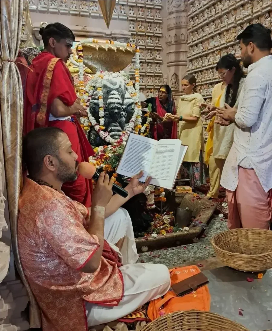 maha-shivaratri-celebrations-at-om-ashram bodyImage